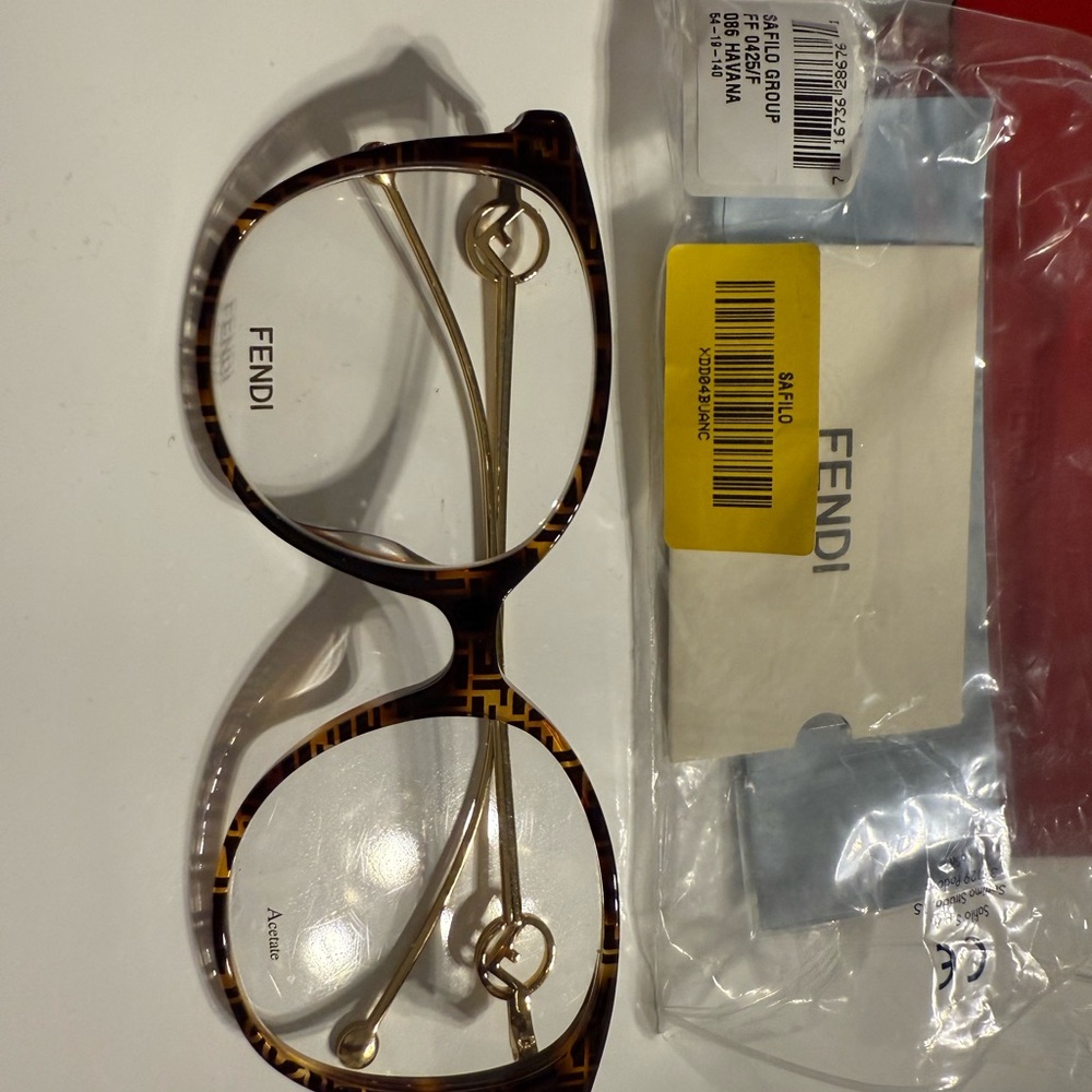 Fendi Women's Brown Patterned Glasses